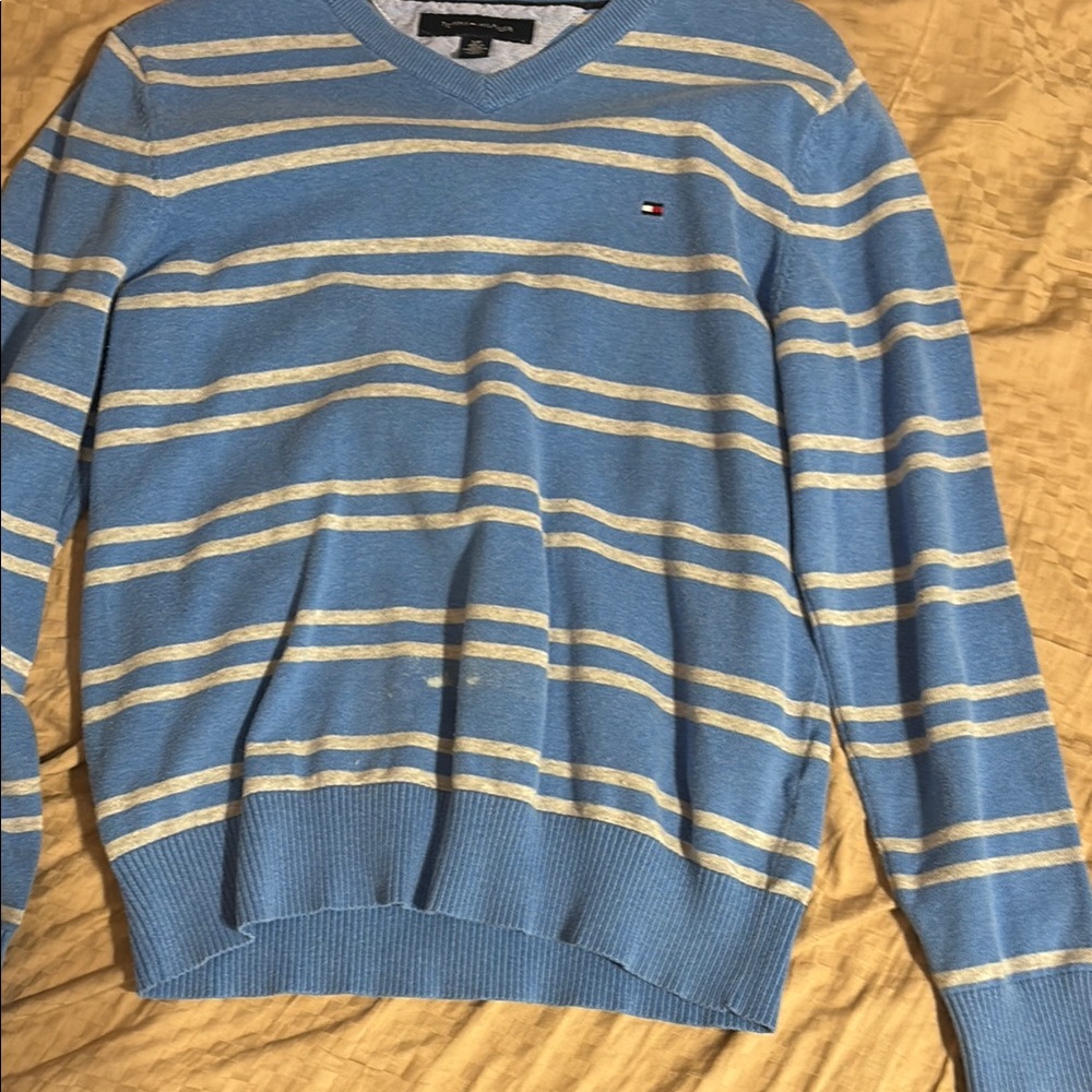 Tommy Hilfiger Blue and Cream V-Neck Sweater